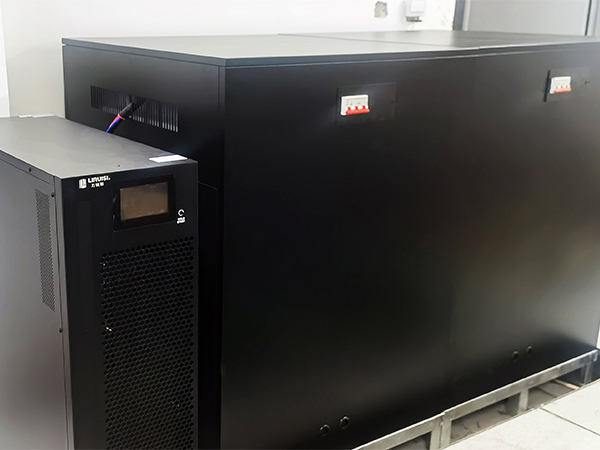 力锐斯UPS和蓄电池 - 湖南长沙三益家园2期项目